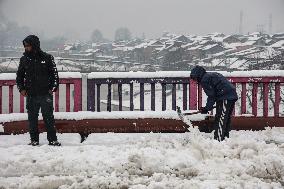 Snowfall In Kashmir