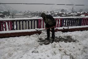 Snowfall In Kashmir