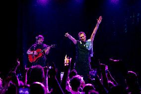 Tom Meighan Performs Live In Milan, Italy