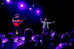 Tom Meighan Performs Live In Milan, Italy