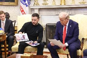 Trump Welcomes Zelensky - Washington