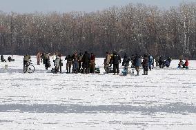 Ice fishing in Dnipro