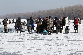 Ice fishing in Dnipro