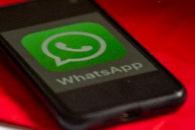 WhatsApp Service Goes Down Worldwide