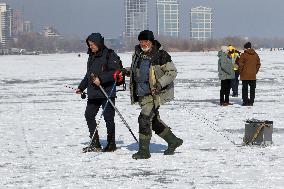 Ice fishing in Dnipro