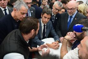 French Politicians Visit Agricultural Fair - Paris