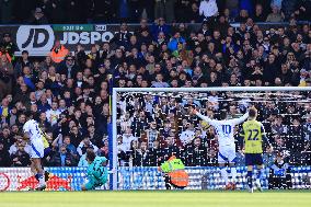 Leeds United FC v West Bromwich Albion FC - Sky Bet Championship