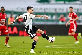 Universitatea Cluj v FC Botosani - Romania Superliga