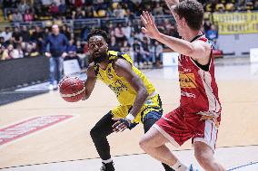 BASKET - Serie A2 - Reale Mutua Torino vs Carpegna Prosciutto Basket Pesaro