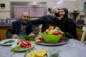 First Ramadan With Family After 22 Years In Prison - West Bank