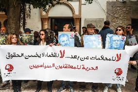 Demonstration In Support Of Detainees In “Conspiracy Against State Security” Case First Remote Hearing In Tunis