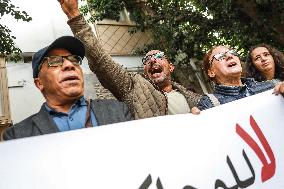 Demonstration In Support Of Detainees In “Conspiracy Against State Security” Case First Remote Hearing In Tunis