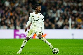 Real Madrid C.F. v Atletico de Madrid - UEFA Champions League 2024/25 Round of 16 First Leg