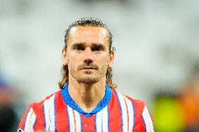 Real Madrid C.F. v Atletico de Madrid - UEFA Champions League 2024/25 Round of 16 First Leg
