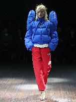 PFW - Undercover Runway