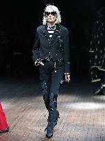 PFW - Undercover Runway