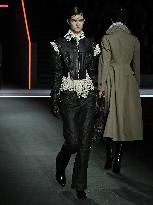 PFW - Christian Dior Runway