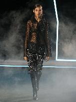 PFW - Christian Dior Runway