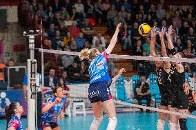 VOLLEY - CEV Cup Women - Igor Gorgonzola Novara vs  THY Istanbul
