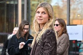 PFW Stella McCartney Outside Arrivals