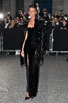 PFW Tom Ford Outside Arrivals