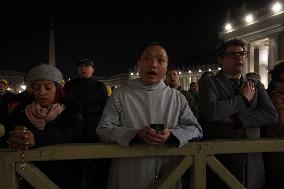 Religion: Cardinal Marcello Semeraro leads the recitation of the Holy Rosary for Pope Francis on March 05, 2025