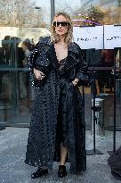 PFW - Stella McCartney PAP - Arrivals NB