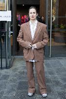 PFW - Stella McCartney PAP - Arrivals NB