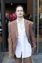 PFW - Stella McCartney PAP - Arrivals NB