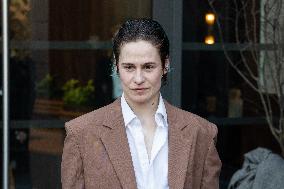 PFW - Stella McCartney PAP - Arrivals NB