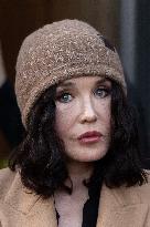 PFW - Stella McCartney PAP - Arrivals NB