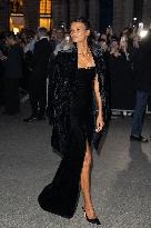 PFW - Tom Ford PAP - Arrivals NB