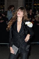 PFW - Tom Ford PAP - Arrivals NB