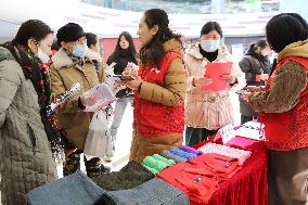 A Female-only Job Fair in Lianyungang