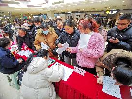 A Female-only Job Fair in Lianyungang