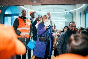 Protest by Sciences Po maintenance agents - Paris AJ