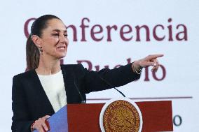 Mexico's President Holds Meeting on Tariffs Imposed Trump - Mexico