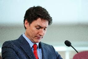 Justin Trudeau In Tears At A Press Conference - Ottawa