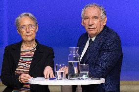 PM Bayrou Takes Part In A Meeting About Women In Science - Paris