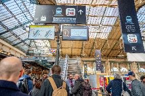 Gare Du Nord Disrupted After Unexploded WW II Bomb Discovery - Paris