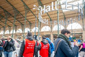 Gare Du Nord Disrupted After Unexploded WW II Bomb Discovery - Paris