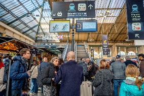 Gare Du Nord Disrupted After Unexploded WW II Bomb Discovery - Paris