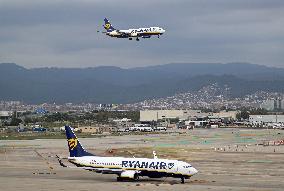 Daily life at Barcelona El Prat Airport