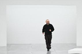 PFW Issey Miyake Runway