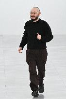 PFW Issey Miyake Runway