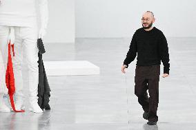 PFW Issey Miyake Runway