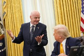 Trump Signs an Executive Order setting up a task force on the World Cup