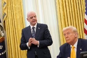 Trump Signs an Executive Order setting up a task force on the World Cup