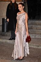 PFW Victoria Beckham Outside Arrivals