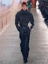 PFW - Time Runway